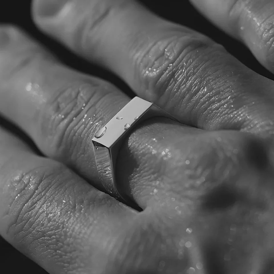 "Orus" ring